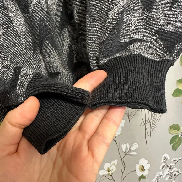 VTG Tundra Men's Blue/Black Geometric Sweater M - Picture 5 of 7